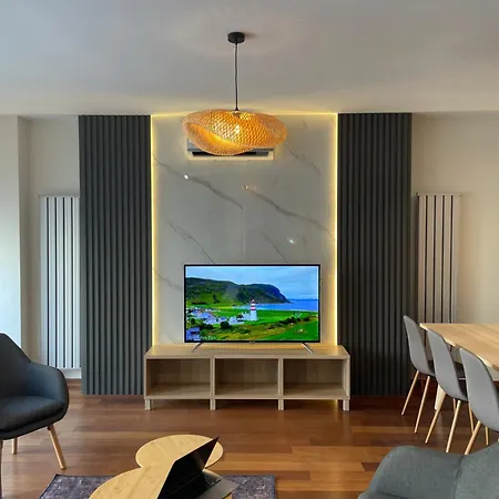 Cihangir Spacious Апартаменты Стамбул