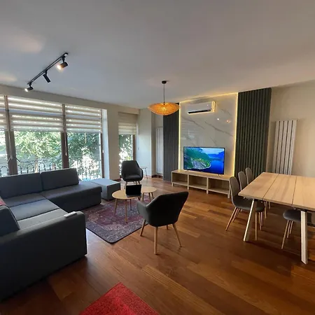 Apartment Cihangir Spacious *