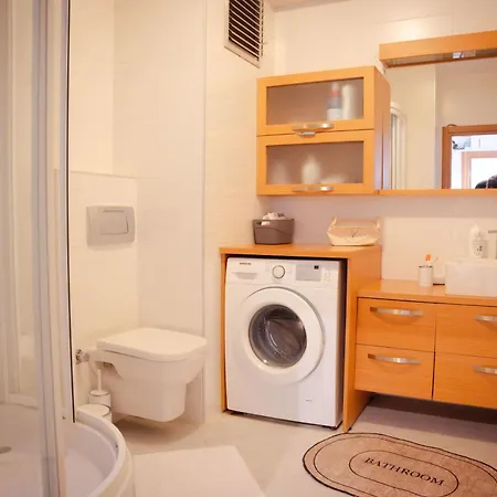 Apartamento Cihangir Spacious *